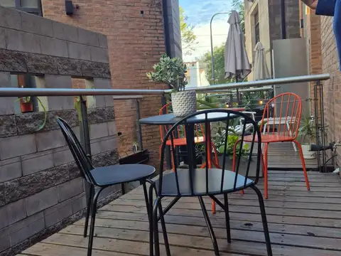 Depto Tipo Casa en Alquiler con 1 cochera
