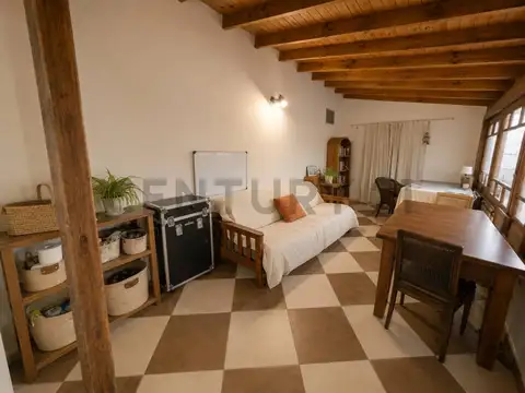 VENTA PH 3 AMBIENTES -SIN EXPENSAS-PATIO-QUINCHO Y DOS TERRAZAS-CASTELAR NORTE