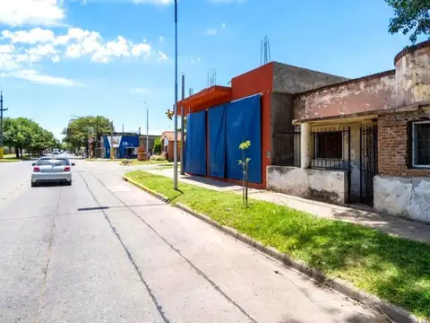 Av. San Martin  al 3400