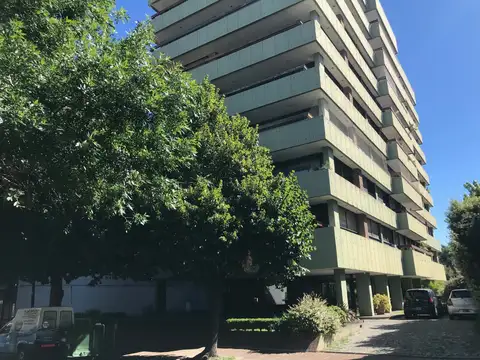 25 De Mayo 100, Piso 6