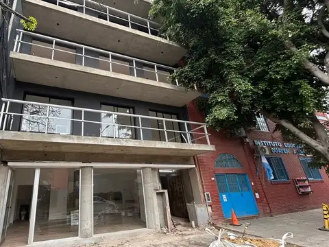 VENTA LOCAL COMERCIAL VILLA ORTUZAR APTO CAFETERIA