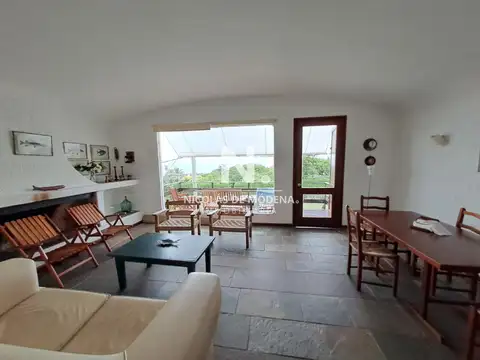Departamento 5 ambientes con 2 baños