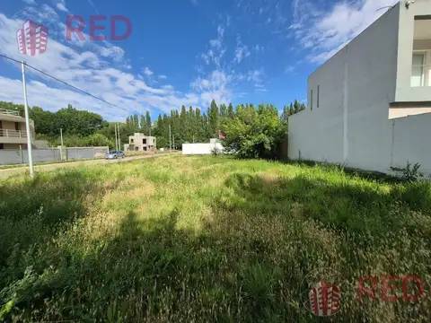 Vende Terreno en El Floreal - Plottier