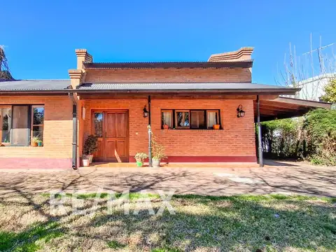 VENTA CASA 6 AMB.  BARRIO LOS PALMARES, PILAR