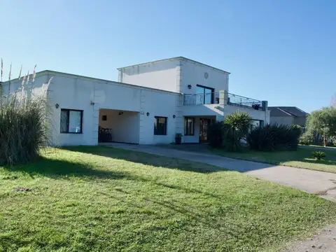 Casa en Venta en Comarcas de Luján, USD 299.000