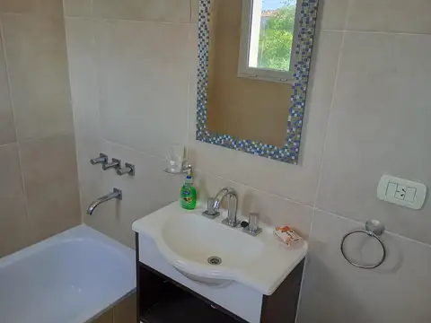 Depto Tipo Casa en Venta de 4 ambientes