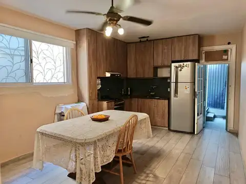 Venta PH en parque avellaneda - Refaccionado- No paga expensas 