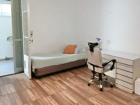 Venta PH en parque avellaneda - Refaccionado- No paga expensas 