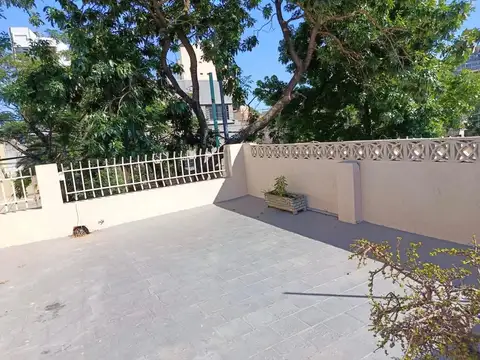 Depto Tipo Casa en Venta en Parque Avellaneda, USD 137.000