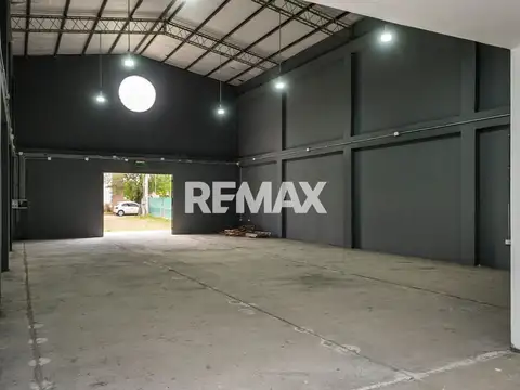 GALPON Y DOS LOCALES VENTA O PERMUTA EL MOLLAR II