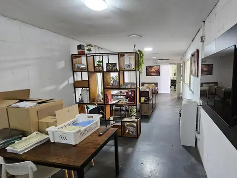 Galpon en Venta en Bernal, USD 1.100.000