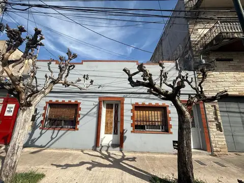 Depto Tipo Casa 4 ambientes con 1 baño
