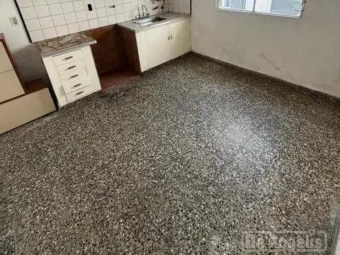 Depto Tipo Casa en Alquiler de 2 ambientes