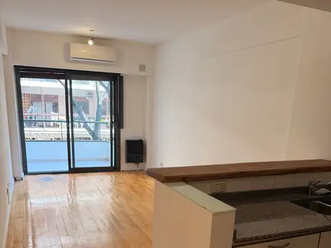 Vuelta De Obligado 2300, Piso 3