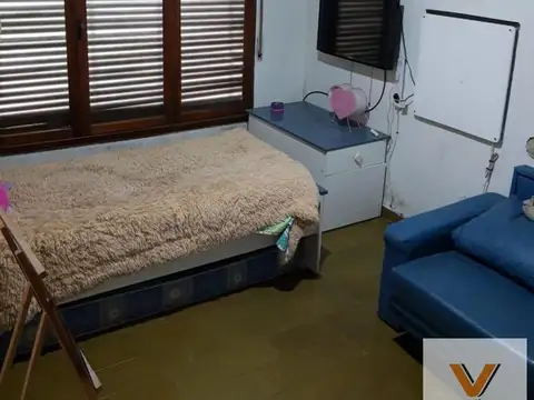 Casa en venta - 2 Dormitorios 1 Baño - Cochera - 242Mts2 - Ensenada