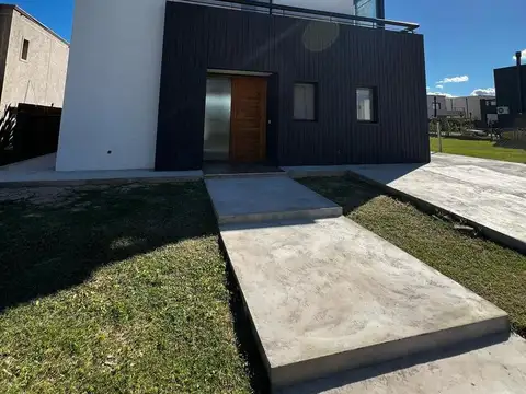 Venta Casa en Vila Marina 2 Villanueva Tigre