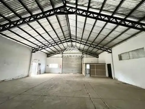 Galpon en Alquiler en Dina Huapi, $ 4.800.000