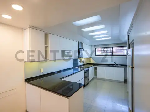 Casa en Venta en Villa Devoto, USD 1.750.000