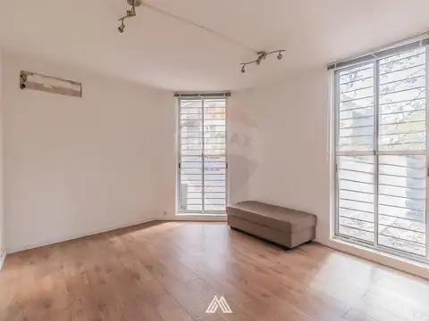 Depto Tipo Casa en Alquiler de 8 ambientes
