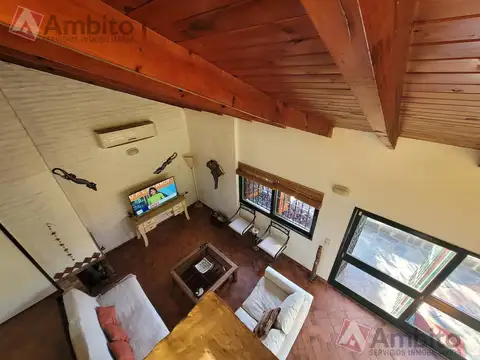 Casa en Venta con 1 cochera