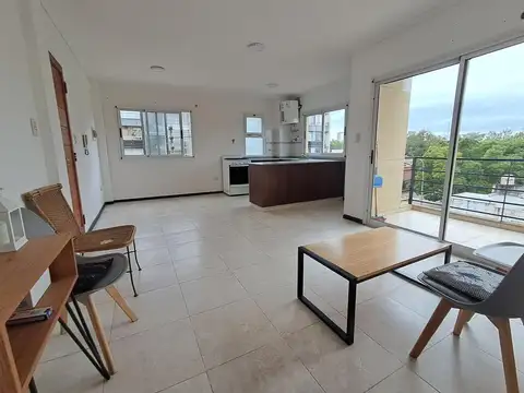 VENTA DE DEPARTAMENTO 2 AMBIENES PILAR