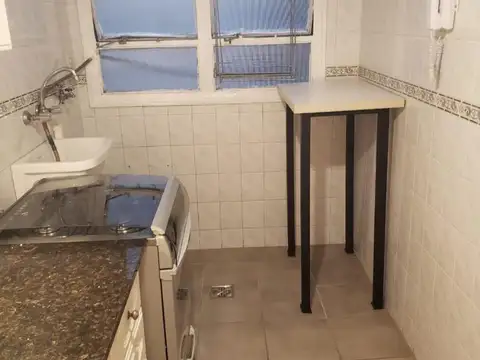 VENTA Departamento de 2 amb amplio,  excelente ubicación