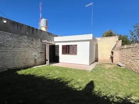 CASA EN ALQUILER CRUZ DEL EJE