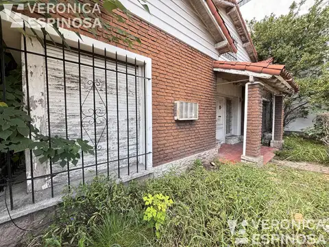 Casa 6 ambientes con 1 baño