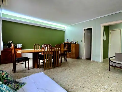 Depto Tipo Casa en Venta de 4 dormitorios