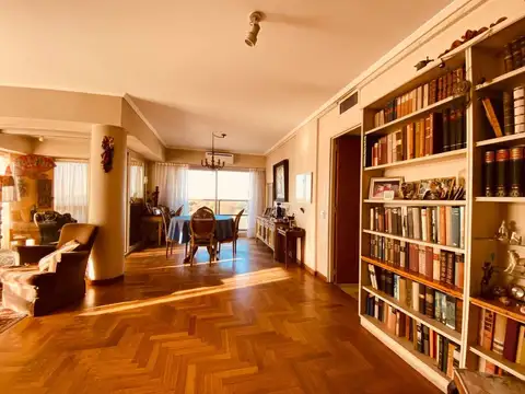 Departamento en Venta en Martinez, USD 240.000