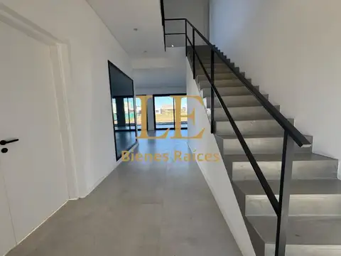 Casa en Venta en Puertos, USD 470.000