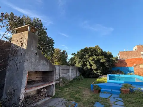 Caseros 100