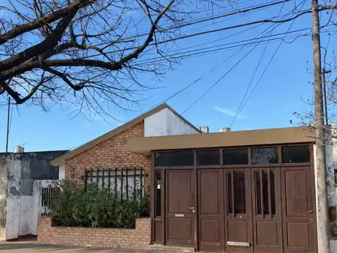 Caseros 25
