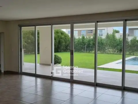 Casa en Venta en Haras Santa Maria, USD 372.000