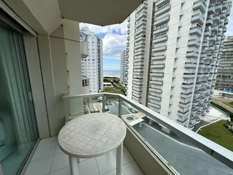 Departamento en Alquiler en Playa Brava, USD 1.500