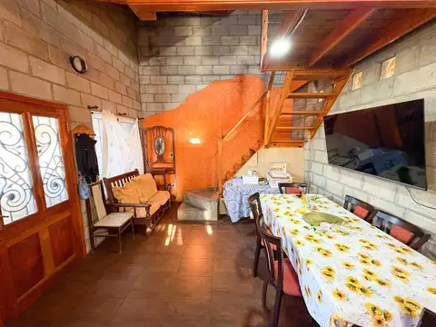 Depto Tipo Casa en Venta de 3 dormitorios
