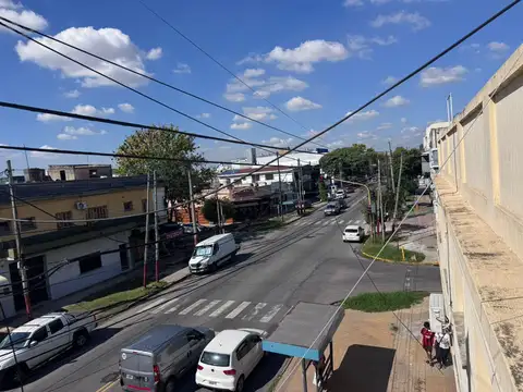 Depto Tipo Casa en Venta de 5 ambientes