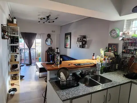 Departamento en Alquiler con 1 cocheras