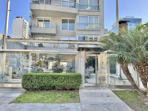 Sensacional departamento de diseño en duplex con cochera en venta y alquiler en el Puerto de Olivos.