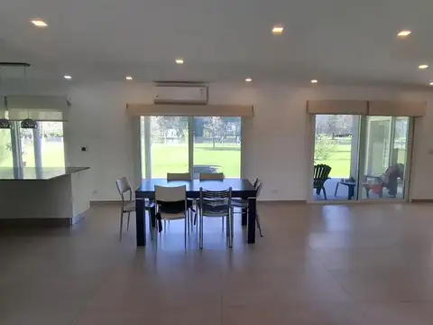 Casa en Venta de 5 dormitorios