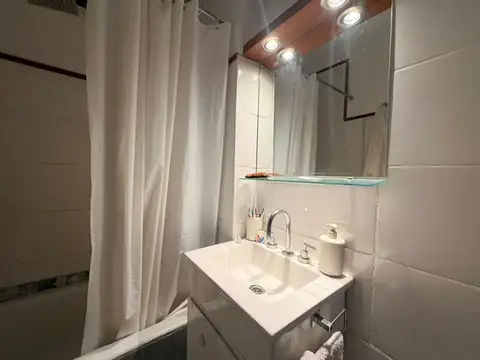 ALQUILER CENTRO | DPTO 1 DORM. AMOBLADO 2DO PISO