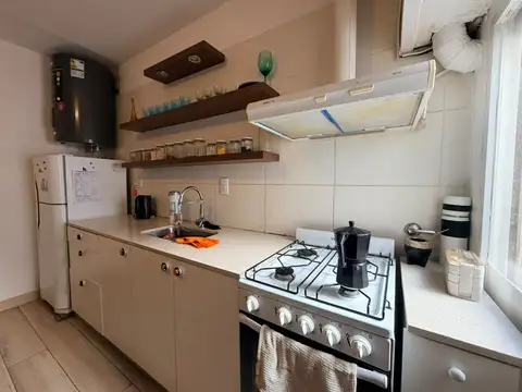 ALQUILER CENTRO | DPTO 1 DORM. AMOBLADO 2DO PISO