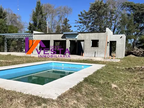 CLUB DE CAMPO SANTA APOLONIA- TERRENO CON CONSTRUCCION- VENTA-CERRILLOS