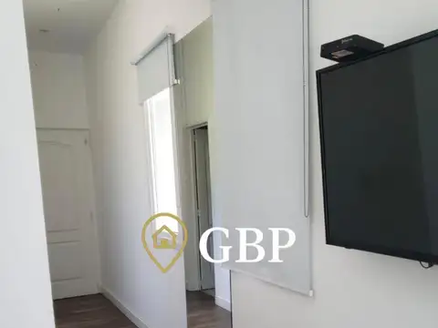 Casa en Alquiler Temporal con 2 cocheras