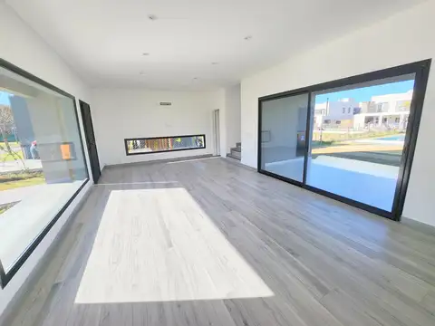 Casa en Venta al Este