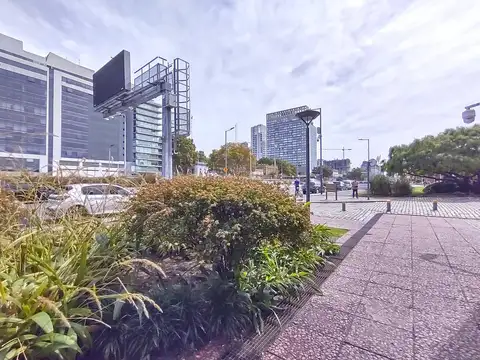 Avenida Alicia Moreau De Justo 1700
