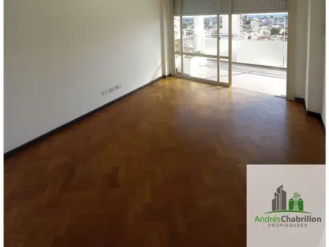 Departamento en Alquiler de 4 dormitorios
