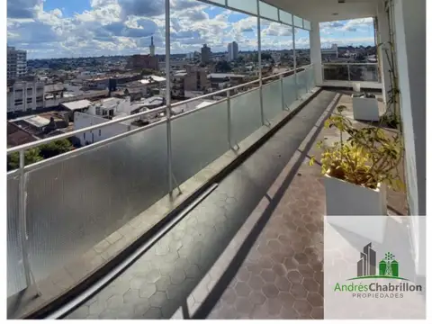 Alquiler: Semipiso en Edificio Ñaró - Peatonal de Concordia