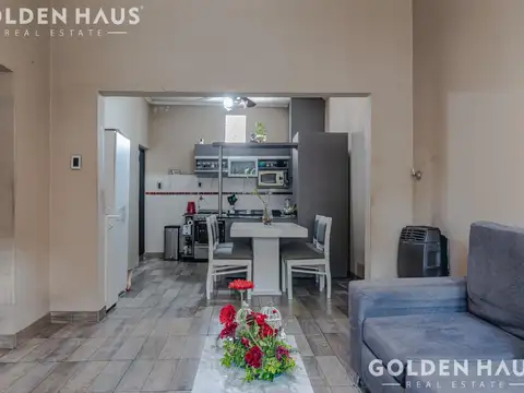 Depto Tipo Casa 5 ambientes con 1 baño