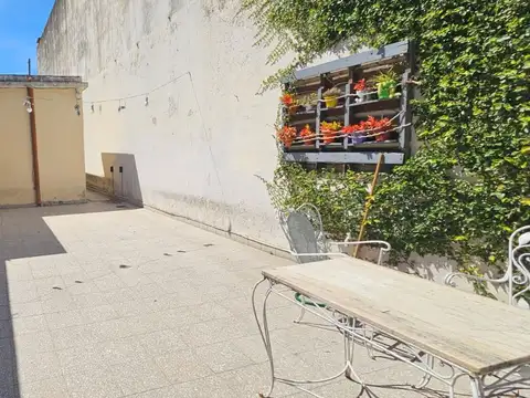 Casa en Alquiler en Quilmes, USD 1.800